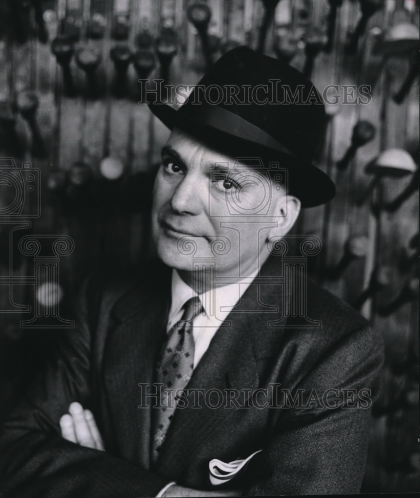 1956 Press Photo Bernard L Salesky Cavanagh Knox San Francisco Hat CEO