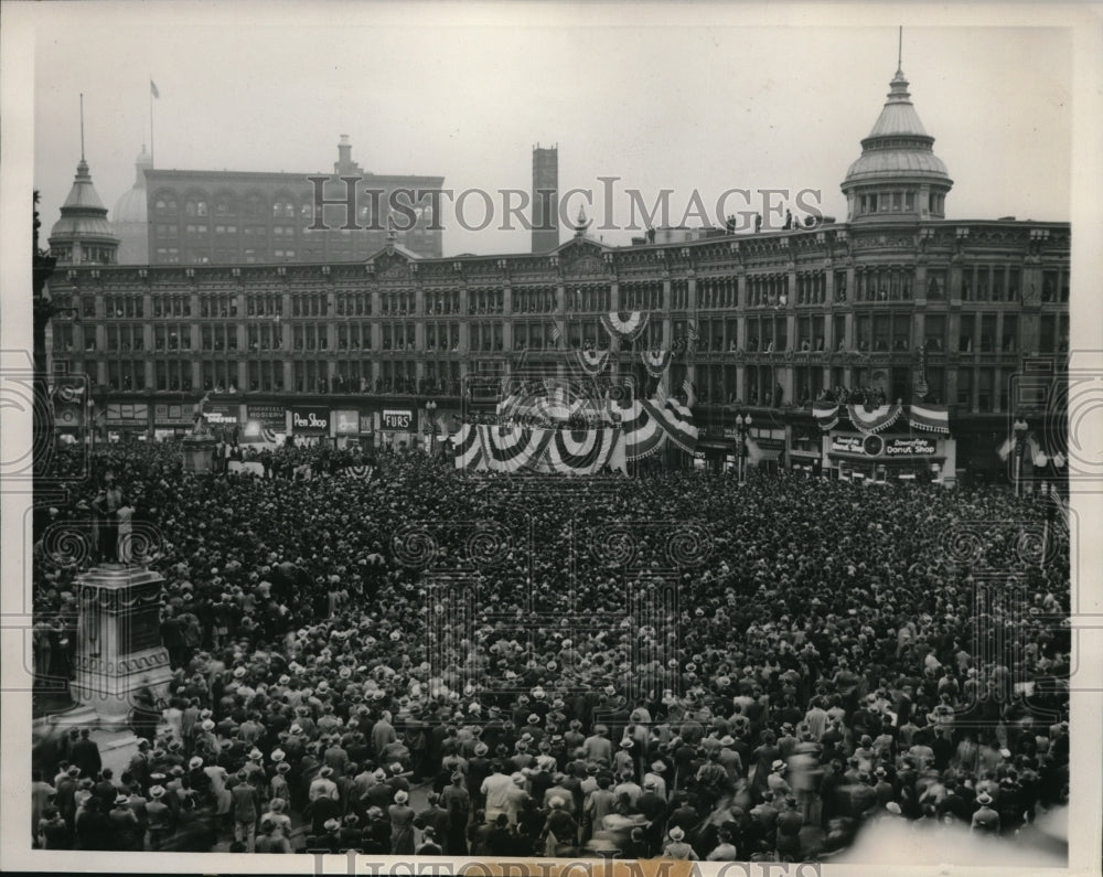 1940 Press Photo Indianapolis Ind crowds to hear Pres candidate W Willkie