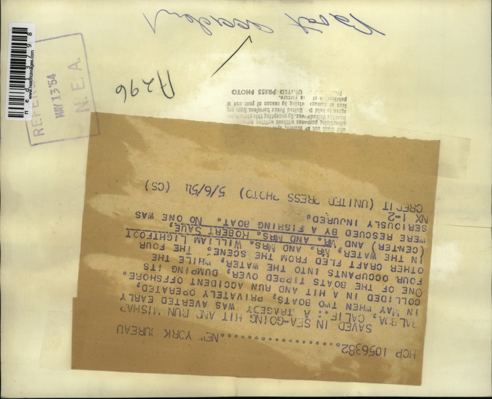 1954 Press Photo Balboa Calif Mrs & Mrs Wm Lightfoot, Mr & Mrs Rbt Saue rescued