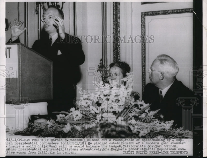 Load image into Gallery viewer, 1952 Press Photo San Francisco Harold Stassen closed out round robin of 4
