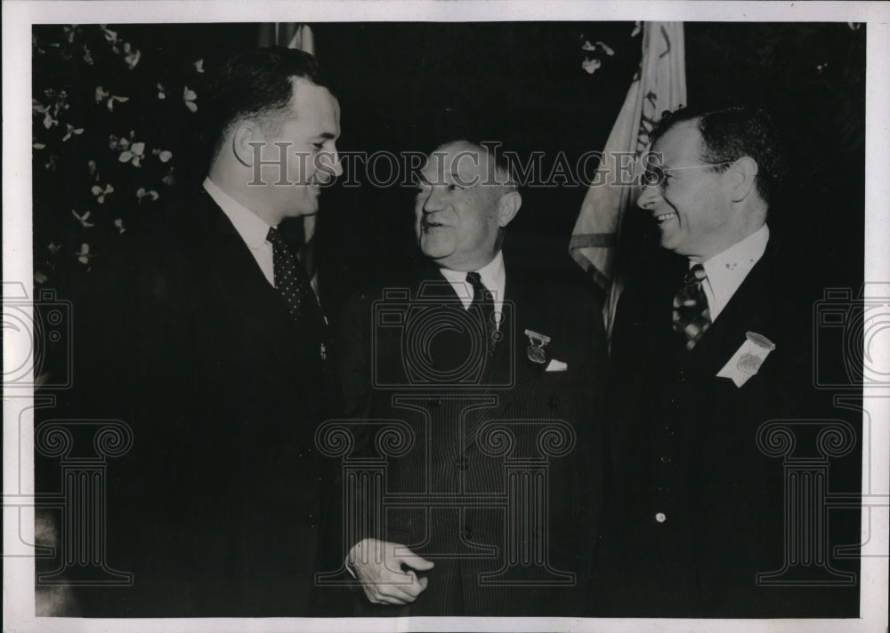 1938 Media Photo George B Kelly, Senator Robert F Wagner, and Sidney Hillman