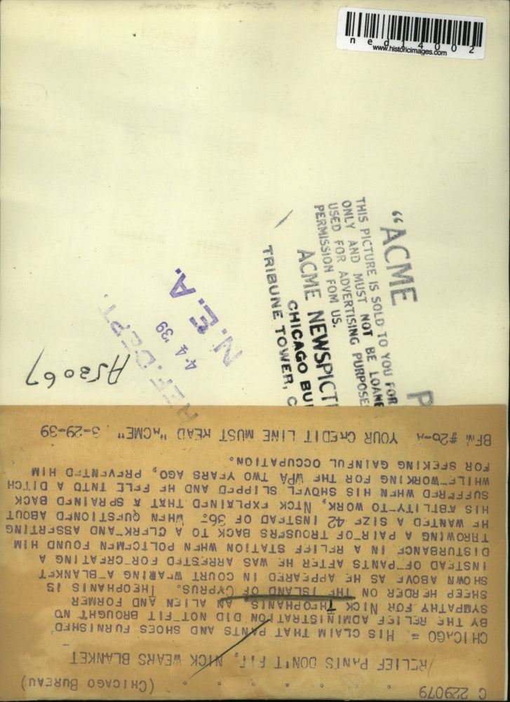 1939 Media Photo Chicago Nick Theophanis in Court Without Pants