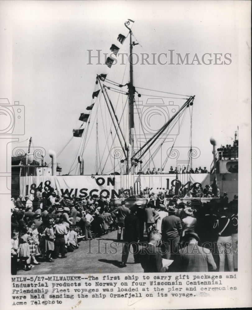 1948 Media Photo Milwaukee First ship to carry gift packages and industrial