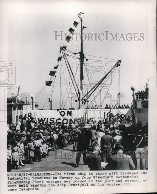 1948 Media Photo Milwaukee First ship to carry gift packages and industrial