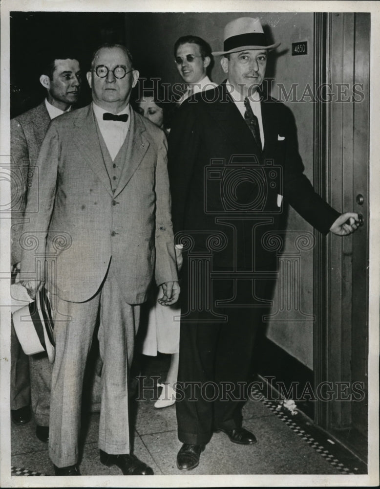 1934 Press Photo Mike F tight and Edward F McGrady meeting about steel strike- Historic Images