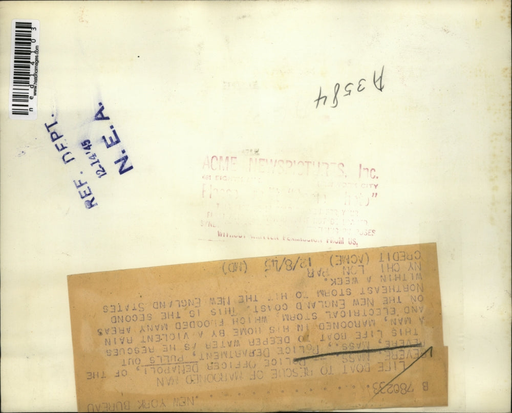 1938 Media Photo Revere Mass Police Officer DeNapoli pulls out lifeboat to