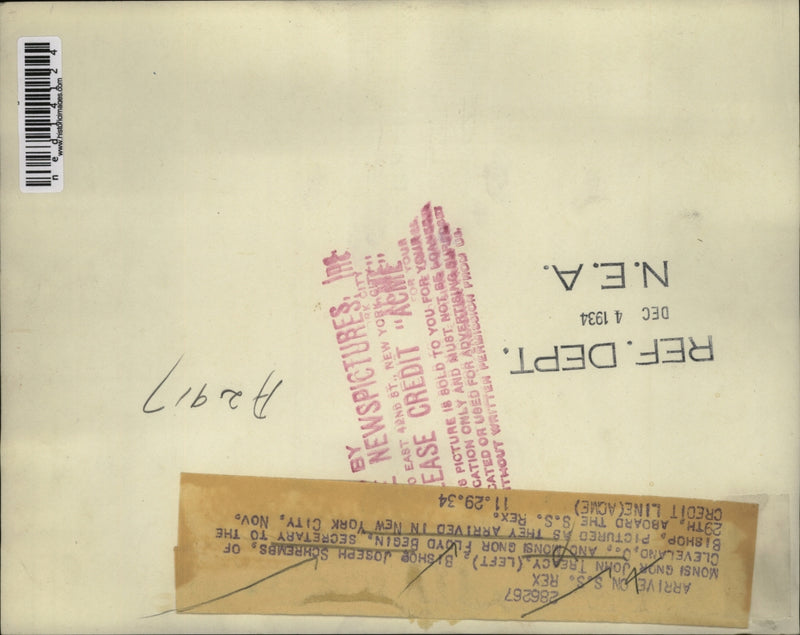 Load image into Gallery viewer, 1934 Media Photo John Treacy Bishop Joseph Schrembs Floyd Begin Arrive New York
