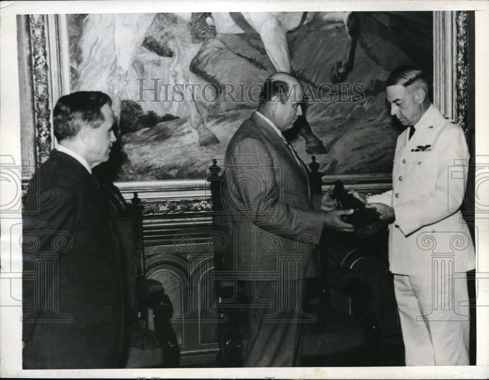 1942 Media Photo Caracas Maj Gen HC Pratt,Venezuela Pres Angarita- Historic Images