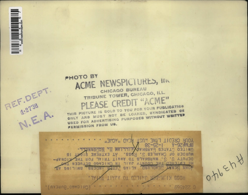 1938 Press Photo John Henry Seadlund, Alias Peter Anders, enters County Jail