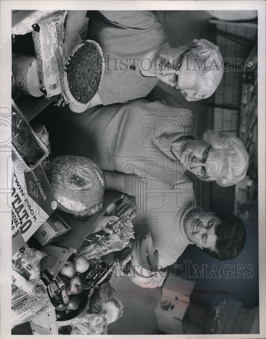 Media Photo Mrs Verna Edwards, Mrs Clarabelle Haugsted and Mrs Betty Lou Suglio