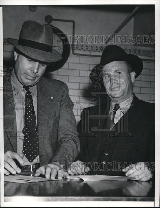 1940 Media Photo Ivan D McMillan and Investigator Wesley Engstrom