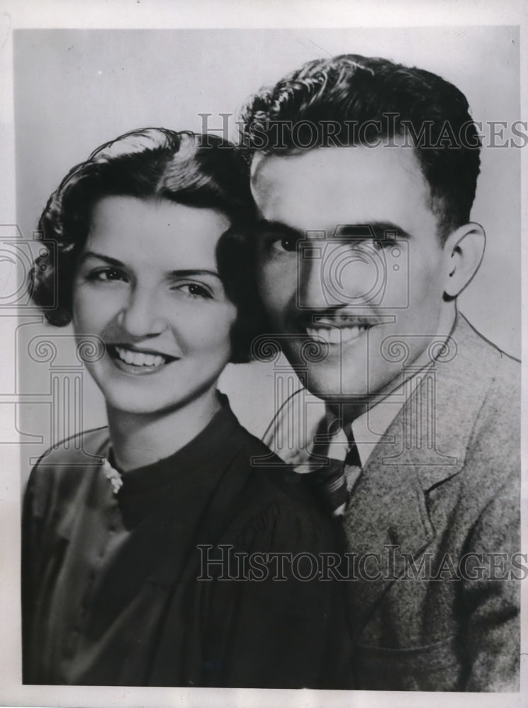 Load image into Gallery viewer, 1937 Media Photo Cadet Williams Staggs, Grace Glasser
