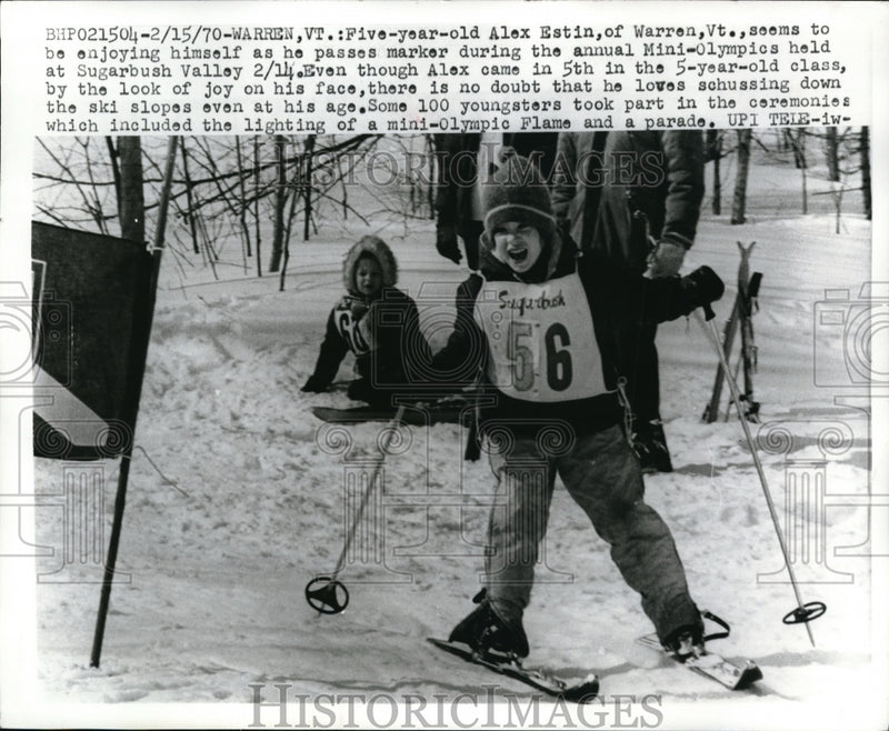 Load image into Gallery viewer, 1970 Press Photo Alex Estin as he passes a marker during the annual Mini-Olympic
