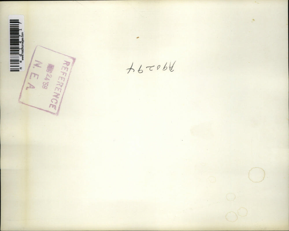 1958 Media Photo Cambridge Mass Dr & Mrs Charles Peters with niece Vivien