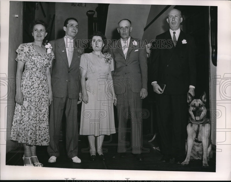 Load image into Gallery viewer, 1949 Media Photo Springfield Ill Mr &amp; Mrs Clifford English, Mr &amp; Mrs V Campbell,
