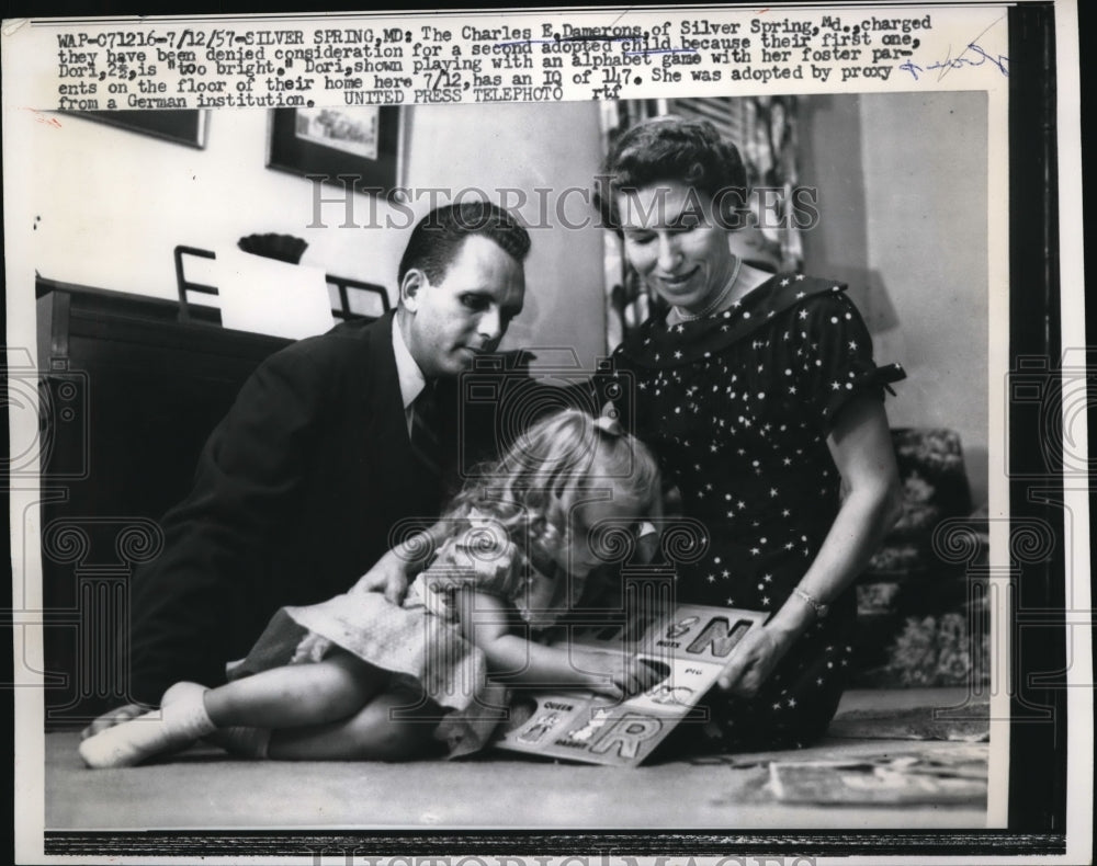 1957 Media Photo Silver Spring Md Charles Dameronswith wife & baby Dori