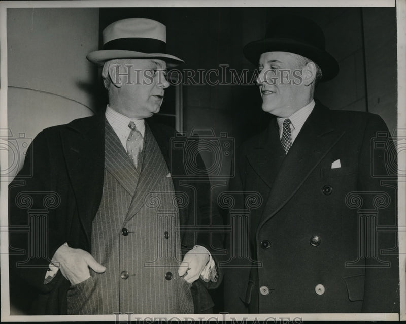 Load image into Gallery viewer, 1941 Media Photo Washington DC William Rhodes Davis and Henry W WIlson
