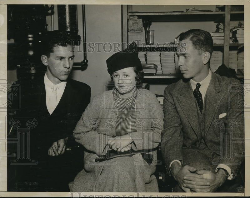 Load image into Gallery viewer, 1963 Media Photo Ellsworth Vines George Caroline John F. Albright Tennis Star
