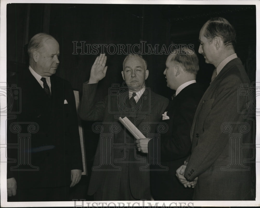 1941 Media Photo Censor Byron Price is sworn in.