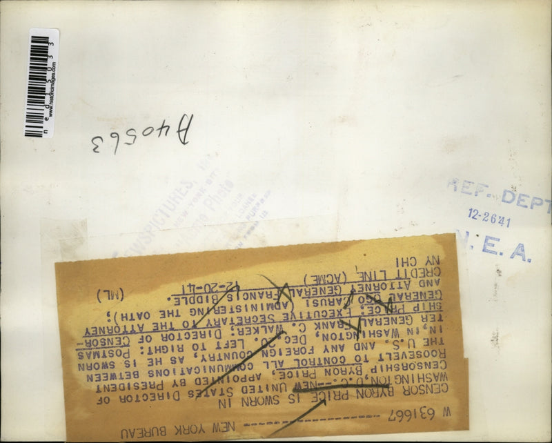 Load image into Gallery viewer, 1941 Media Photo Censor Byron Price is sworn in.
