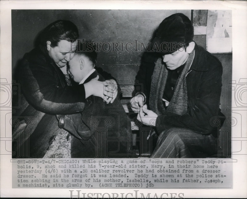 Load image into Gallery viewer, 1950 Media Photo Teddy Pibolis shot and killed his sister.
