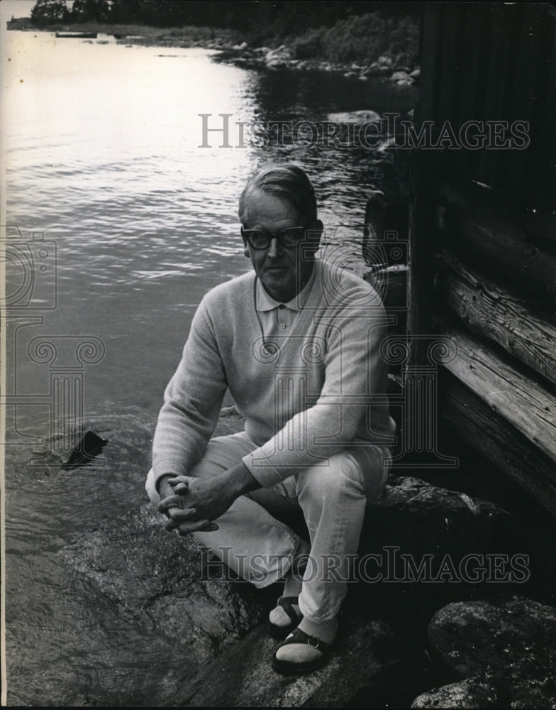Load image into Gallery viewer, 1965 Media Photo Swedish Uppsala University Professor Carl-Axel Gemzell
