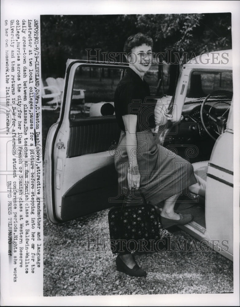 1956 Press Photo Cleveland Mrs C Weston Dash grandmother and Language