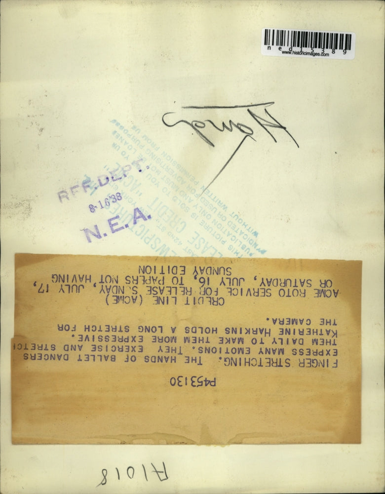 1938 Media Photo Katherine Harkins hands & sheet music