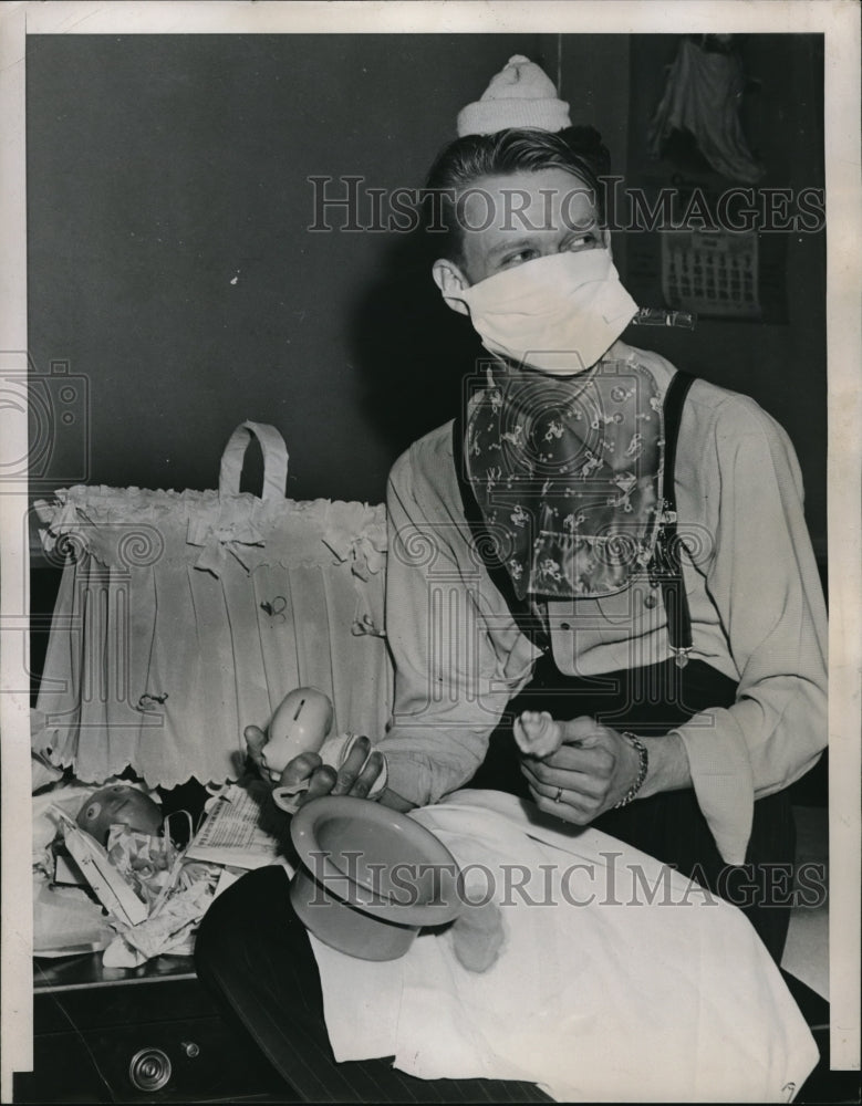 Load image into Gallery viewer, 1948 Media Photo Kansas City Kan Tech Max Van Duser at baby shower for son TA
