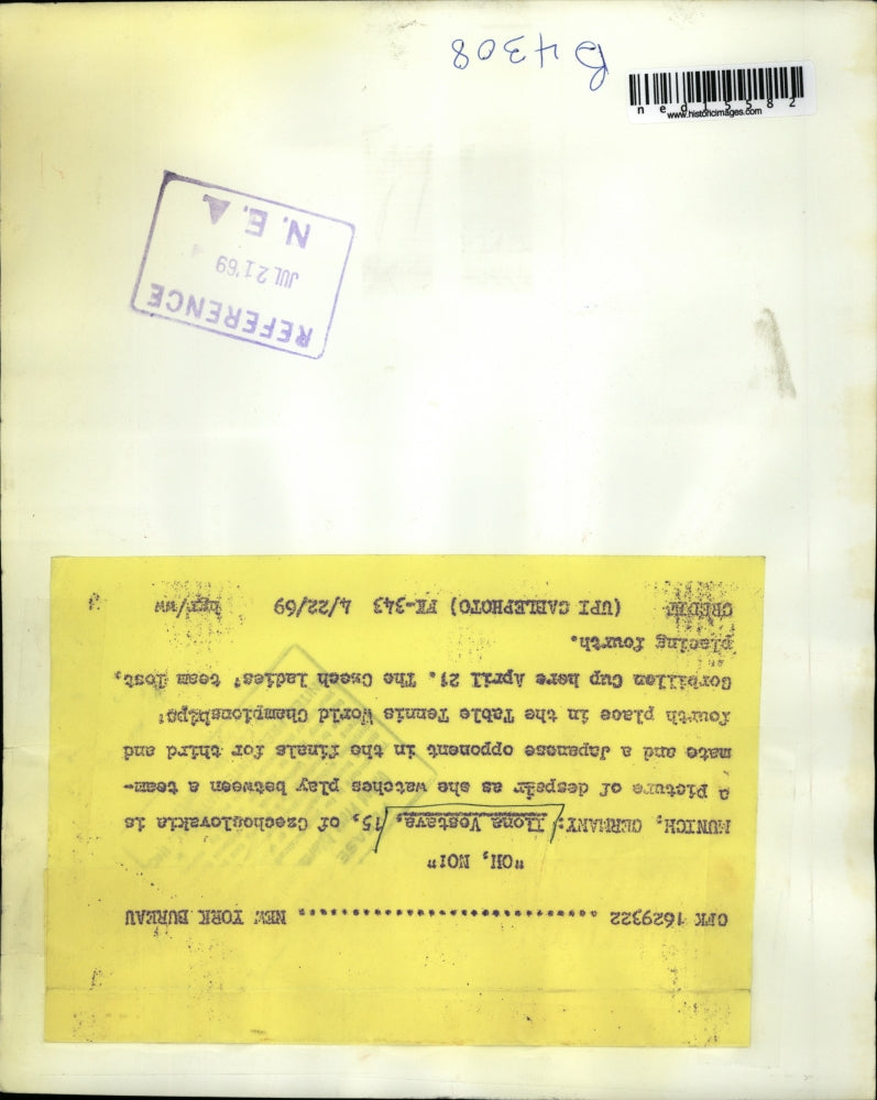 1969 Press Photo Ilona Vostava of Czechoslovakia Watches Table Tennis Match