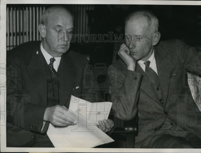 Load image into Gallery viewer, 1934 Media Photo Machir J Dorsey President of Security Life Insurance co with
