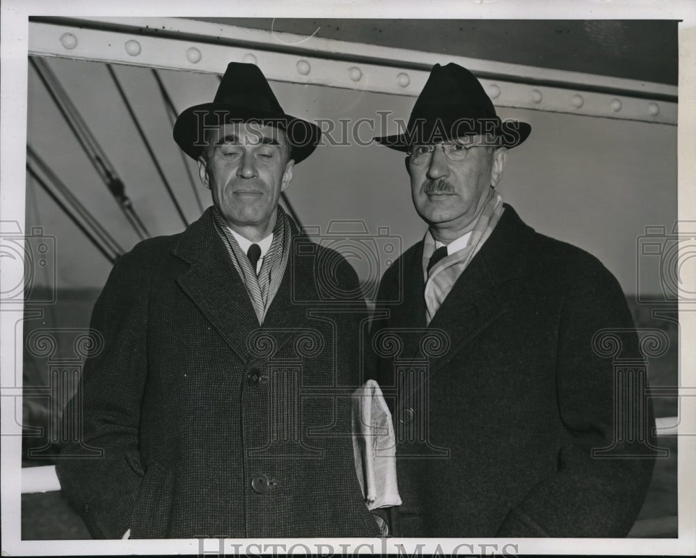 1941 Media Photo Harold Evans & James Vail Phila Pa American Friends Society