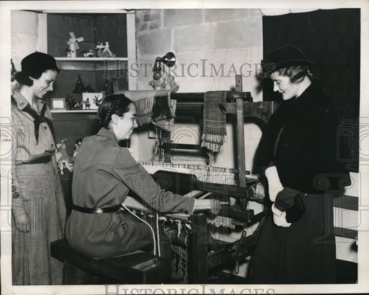 1936 Media Photo NAtl Girl Scout week, Mrs HH Woodring, J Taliaferro Smith
