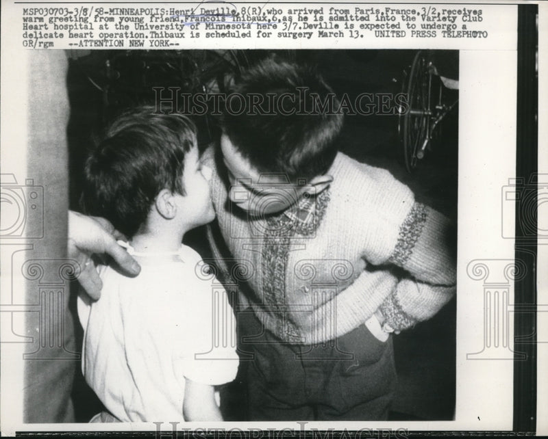 Load image into Gallery viewer, 1958 Media Photo Minneapolis Henri Deville from Paris France receives greeting
