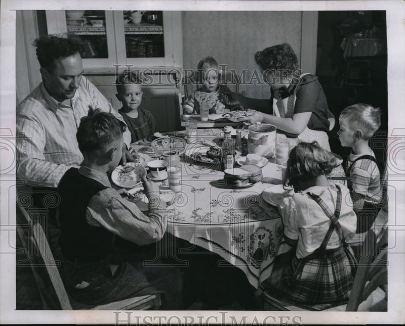 Load image into Gallery viewer, 1945 Media Photo Detroit Mich General Motors worker John J McIntosh is out on
