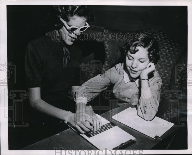 Load image into Gallery viewer, 1955 Media Photo Peyton Abbitt, blind, teaches her sister to write in Braille
