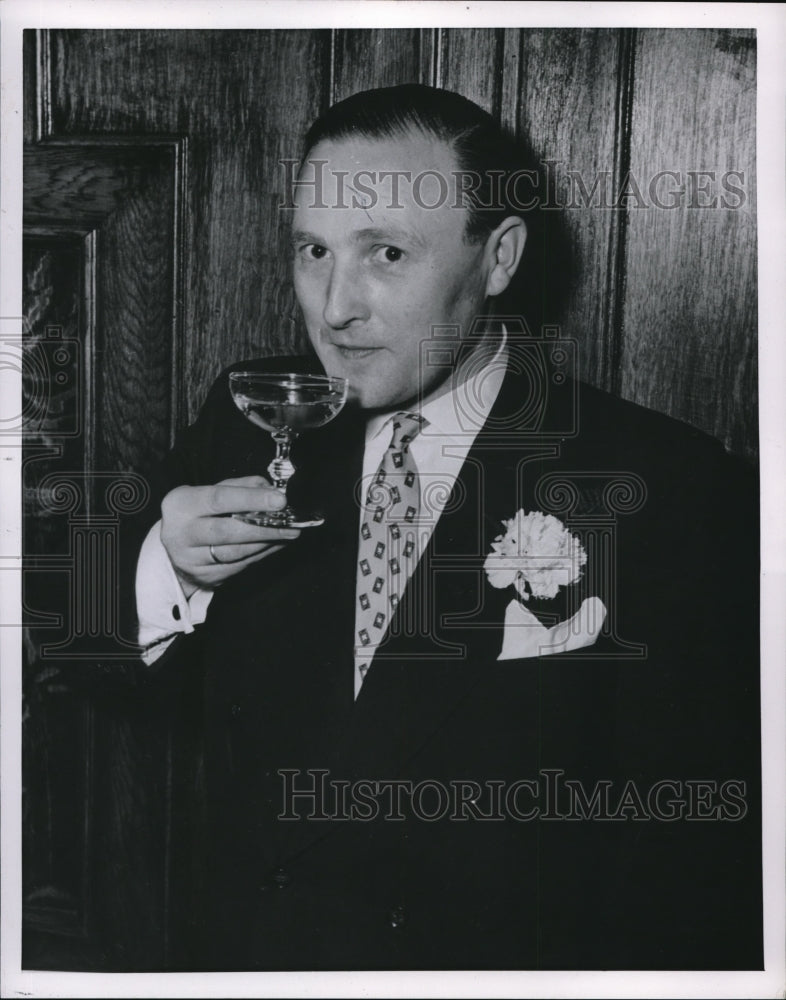 1954 Media Photo Hermann Herlet Wine Tester