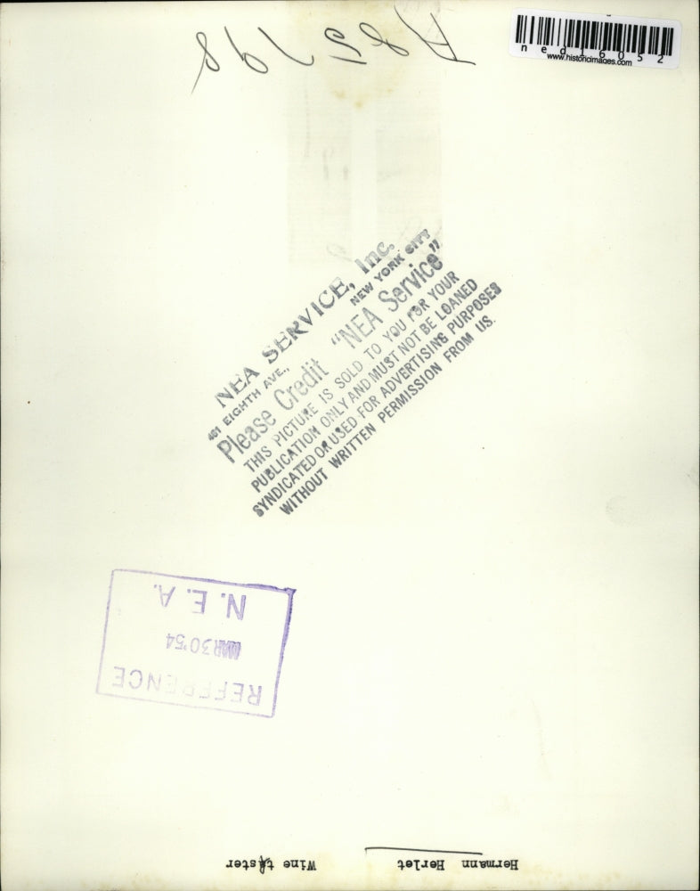 1954 Media Photo Hermann Herlet Wine Tester