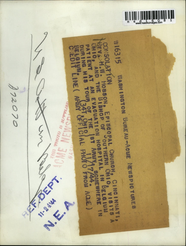 Load image into Gallery viewer, 1944 Media Photo Rev. Hobson and the Bishop of Southern Ohio visits patient
