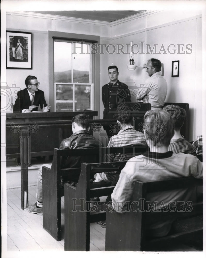 Load image into Gallery viewer, 1961 Media Photo Smallest courtroom in Canada at Woody Point
