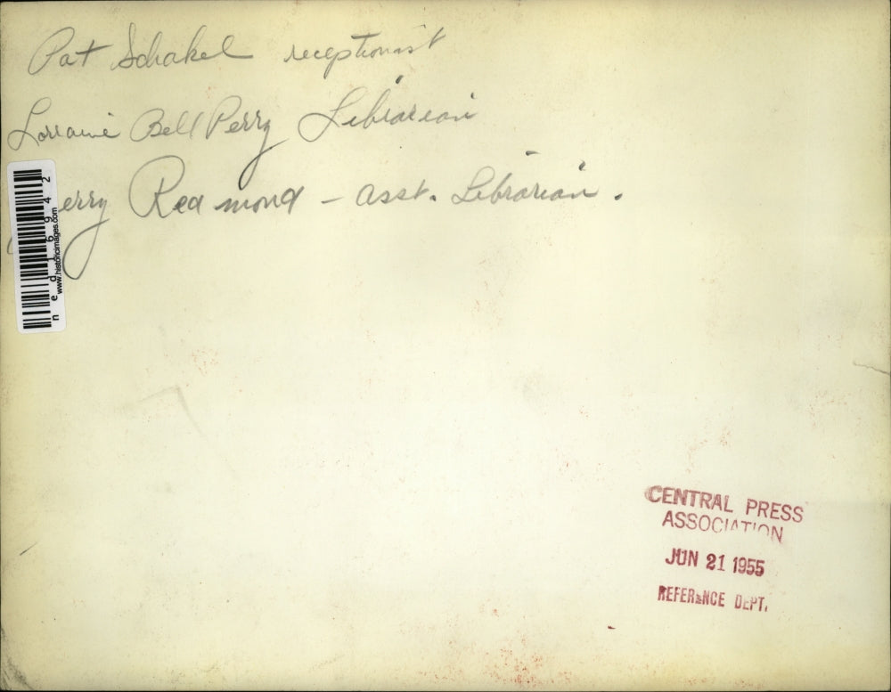 1955 Press Photo Pat Schakel, Lorraine B Perry, J Redmond librarians