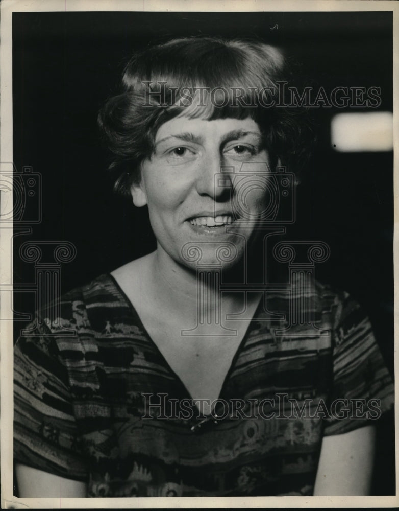 1930 Press Photo Miss Bessie Tildas teacher at Orchard school - ned16973