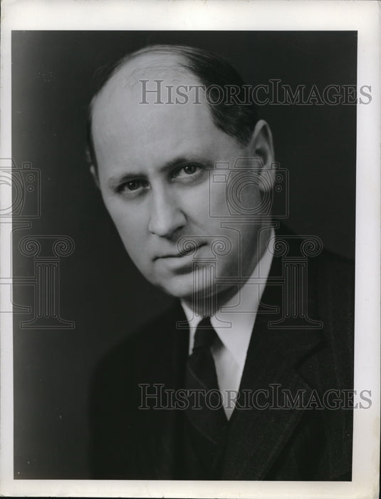 1946 Press Photo William W. Trench Secretary Of General Electric