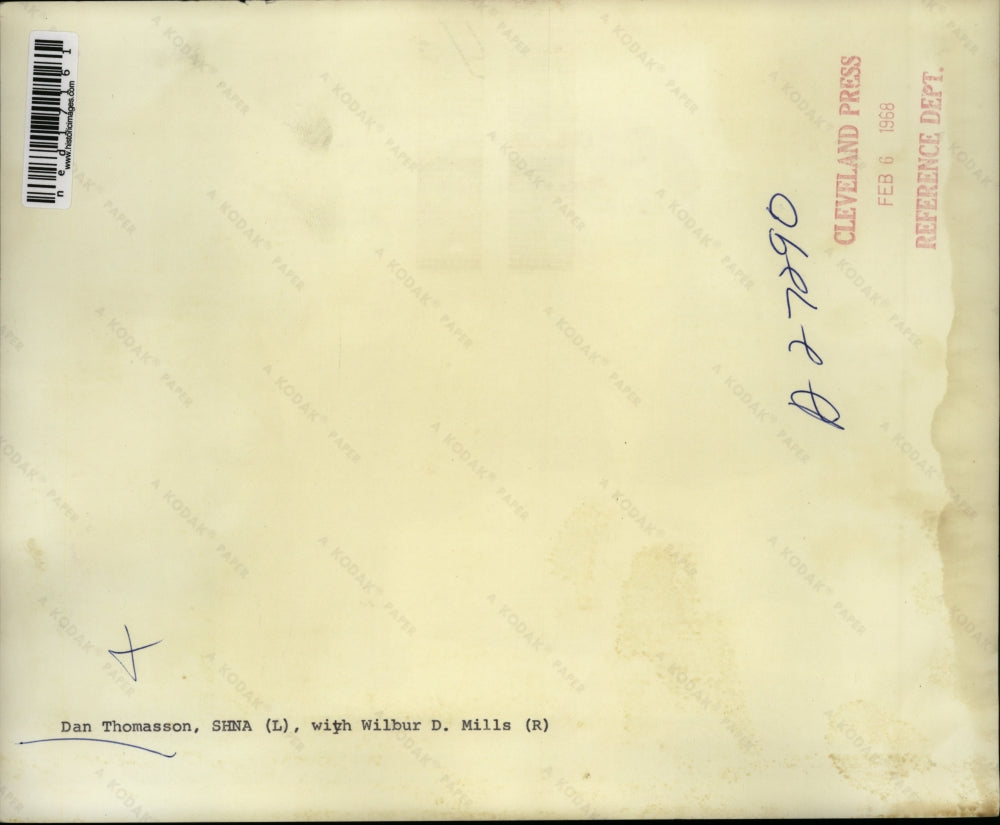 1968 Press Photo San Thomasson of SHNA & Wilbur D Mills