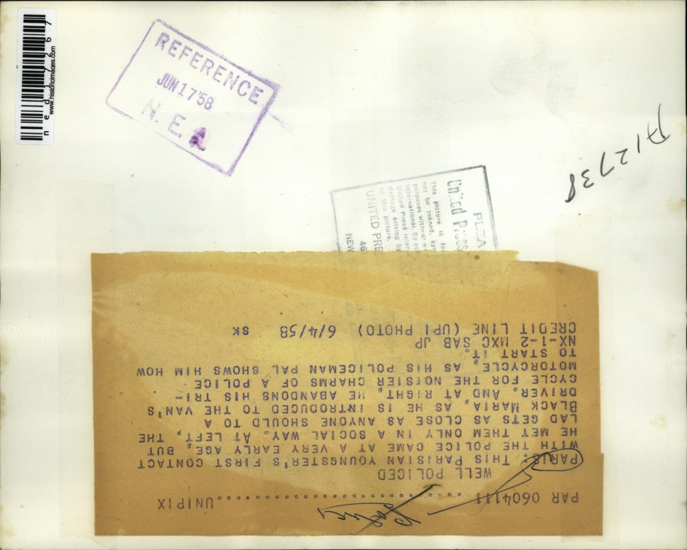 1958 Press Photo Paris this yongsters frist contact with police came at early