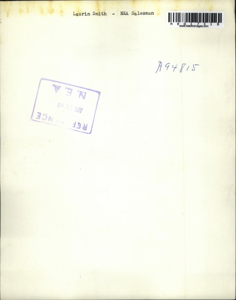1969 Press Photo Laurin Smith NEA salesman