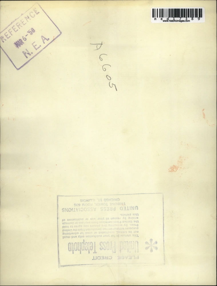 1968 Press Photo Teacher Gowacke looks over classroom damaged by vandals