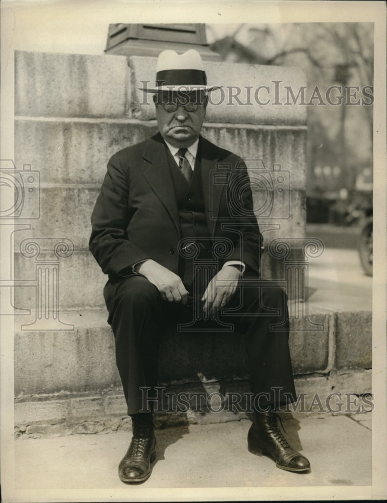 1947 Press Photo Judge Arther S. Tomkins presiding at Lucy Baxter Earleys trial