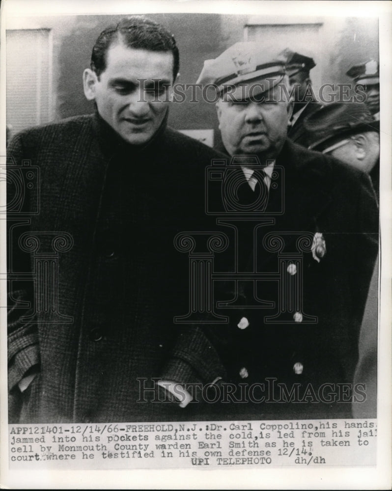 Load image into Gallery viewer, 1966 Press Photo Freehold NJ Dr Carl Coppelino &amp; Warden Earl Smith at court

