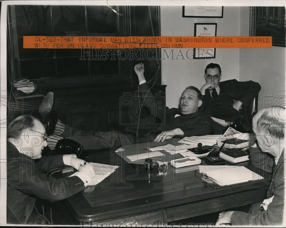 1940 Press Photo Wash DC Martin Dies & his sec Rbt Stirplins in his office